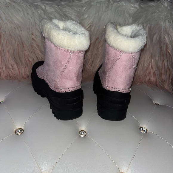 Itasca Tahoe Pink Black Micro Suede Faux Shearling Front Zip Boots Size 10 - Picture 6 of 13